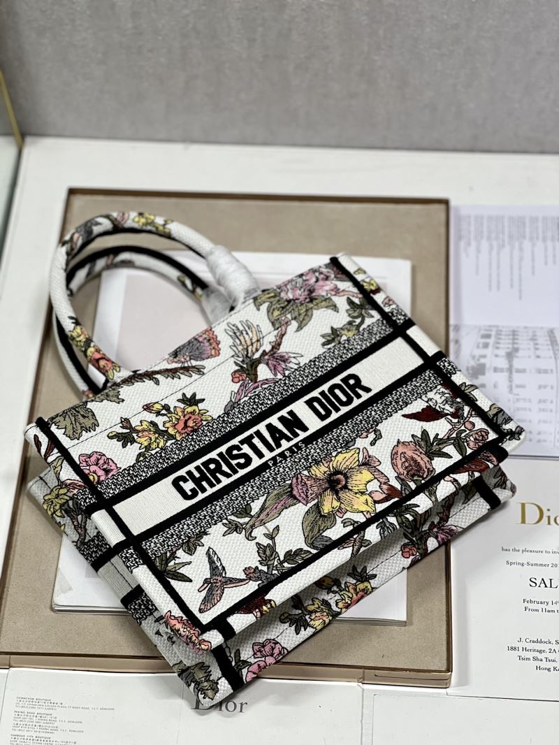 Christian Dior Shopping Bags